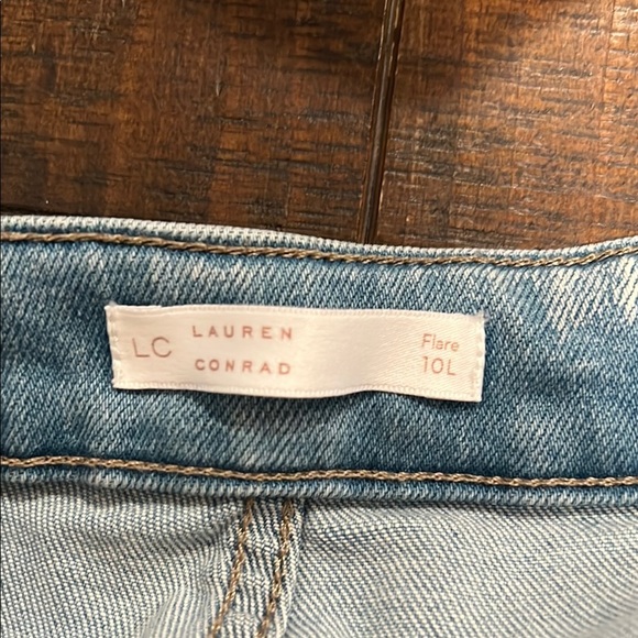 LC Lauren Conrad Light Blue Flare Jeans - Picture 3 of 3